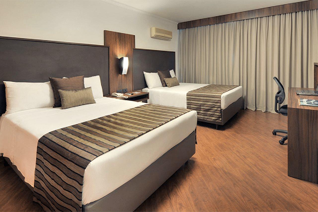 Hotel Deville Business Maringá Extérieur photo