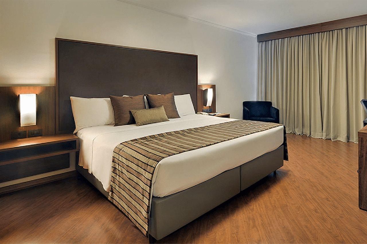 Hotel Deville Business Maringá Extérieur photo