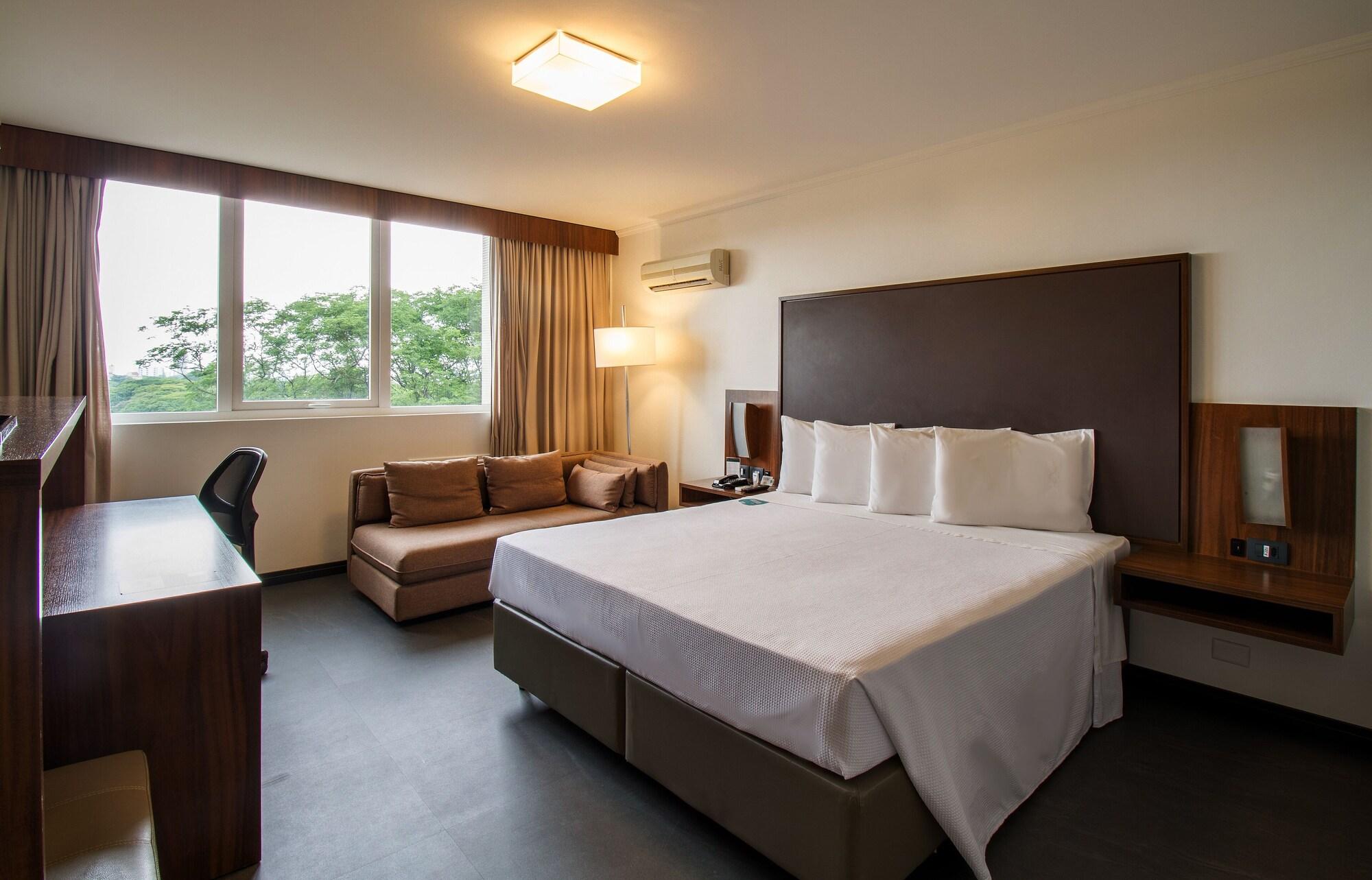 Hotel Deville Business Maringá Extérieur photo