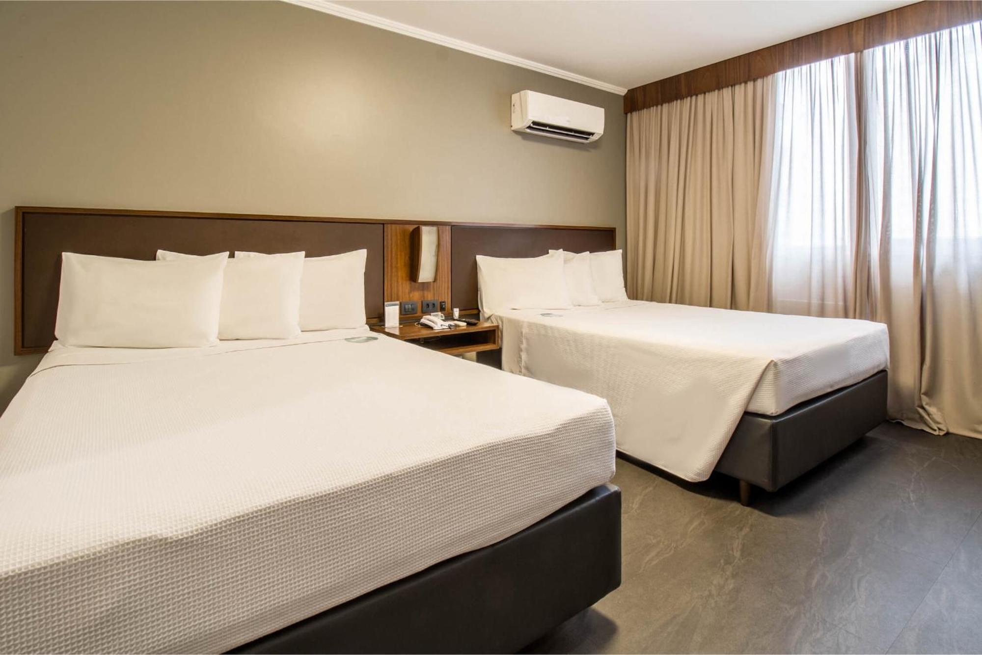 Hotel Deville Business Maringá Extérieur photo